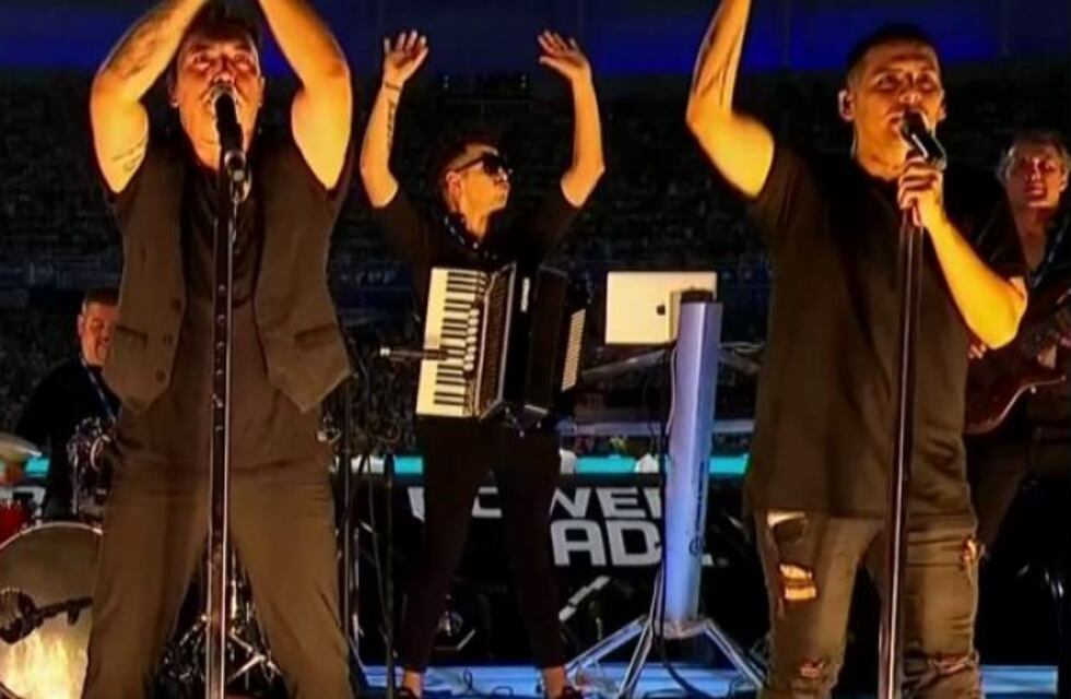 Banda XXI tiñó de cuarteto un estadio completo en la previa al partido Argentina-Curazao