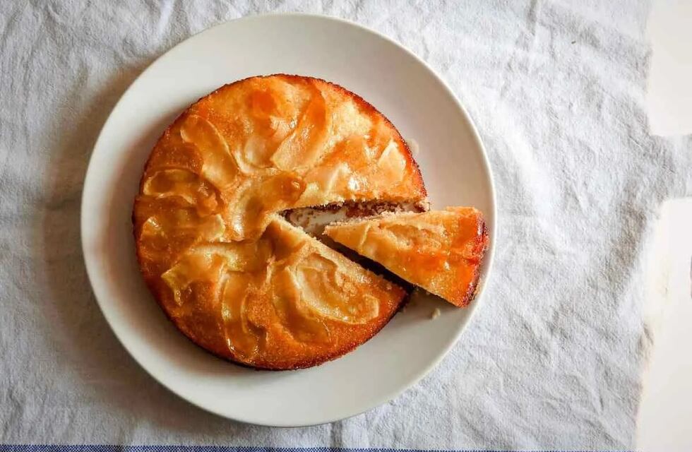 Cómo reversionar la torta invertida de manzana, el clásico de Wanda Nara