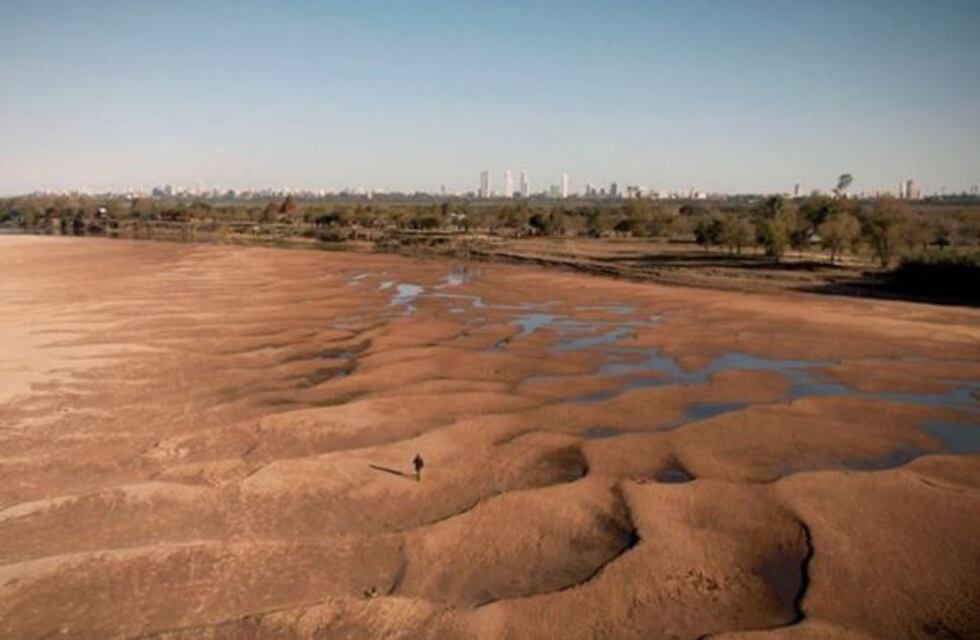 Las costas goyanas totalmente secas con un paisaje distópico
