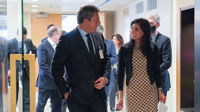 Sergio Massa con la número dos del FMI Gita Gopinath.