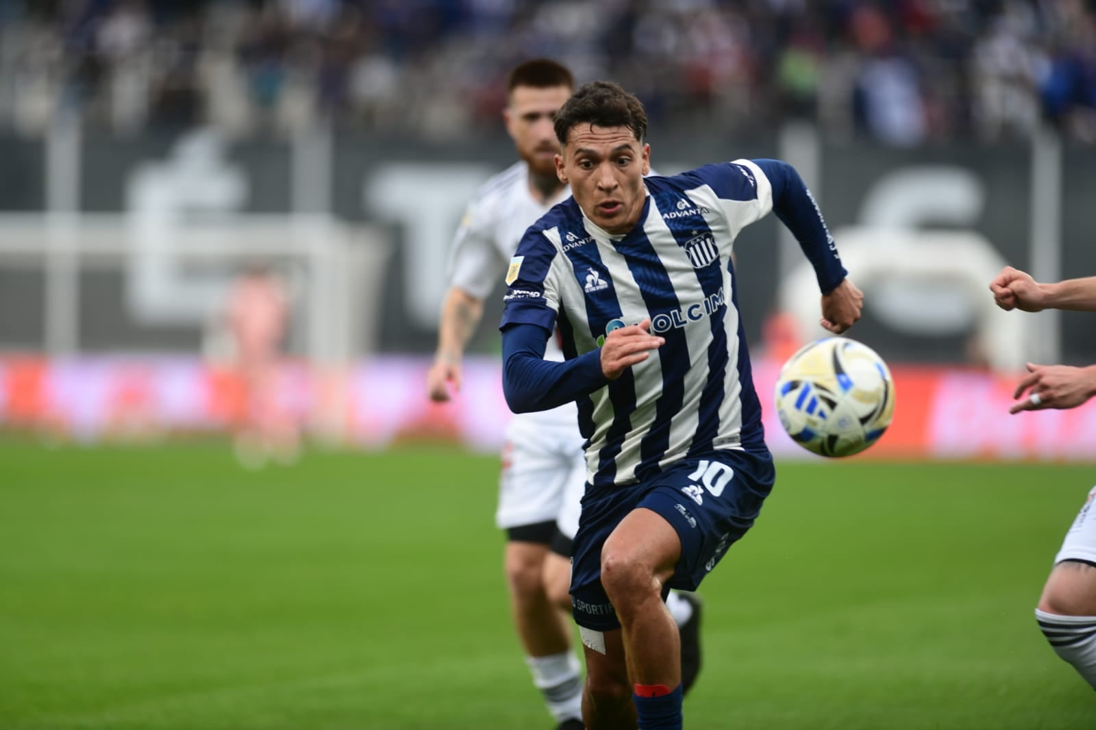 Talleres recibió a Riestra por la séptima fecha del Clausura de la Liga Profesional. (Ramiro Pereyra / La Voz)