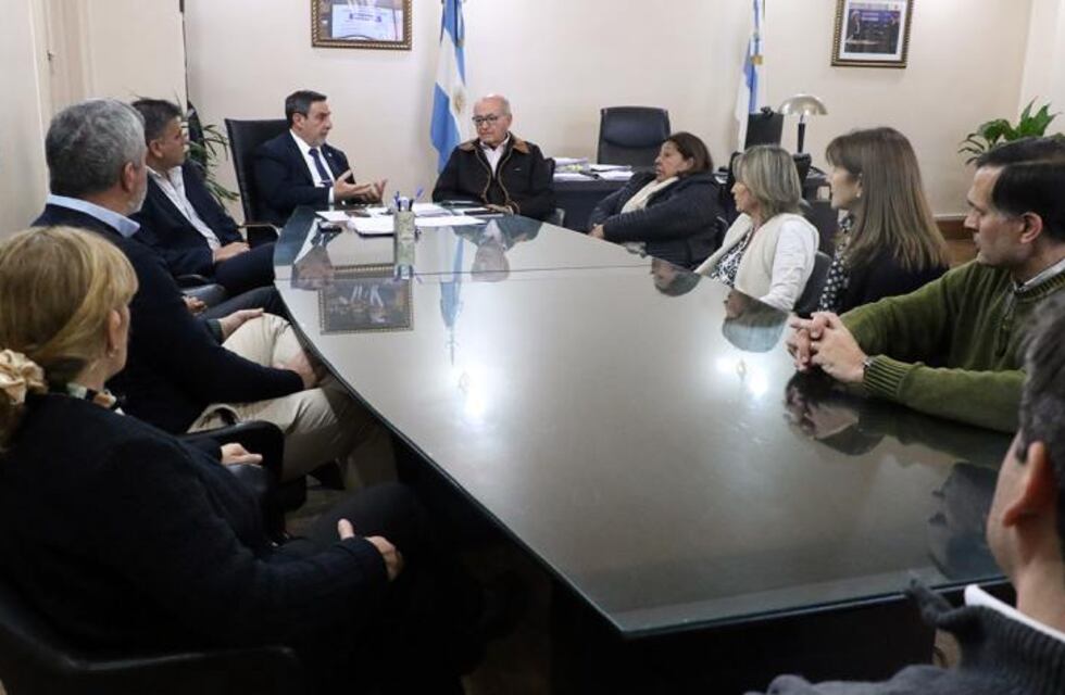 Salud y la FET lanzan en Tucumán una investigación pionera contra el pie diabético