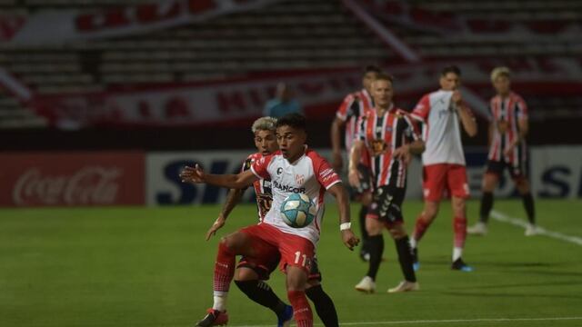 Marcelo Freites deslumbró en su debut. Perdió su lugar y se va de la Gloria. (Facundo Luque / La Voz)