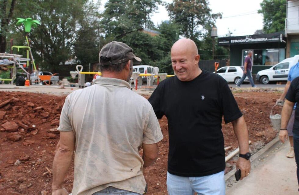 El Intendente de Puerto Iguazú supervisó las obras viales que se encuentran en ejecución