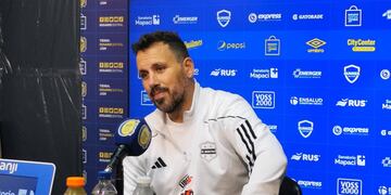 El director técnico llegó a Deportivo Riestra en febrero.