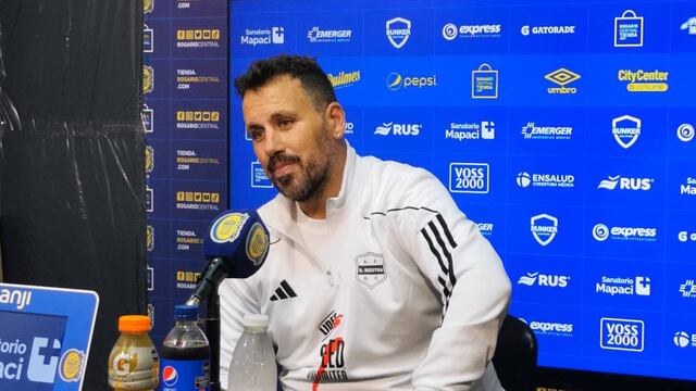 El director técnico llegó a Deportivo Riestra en febrero.