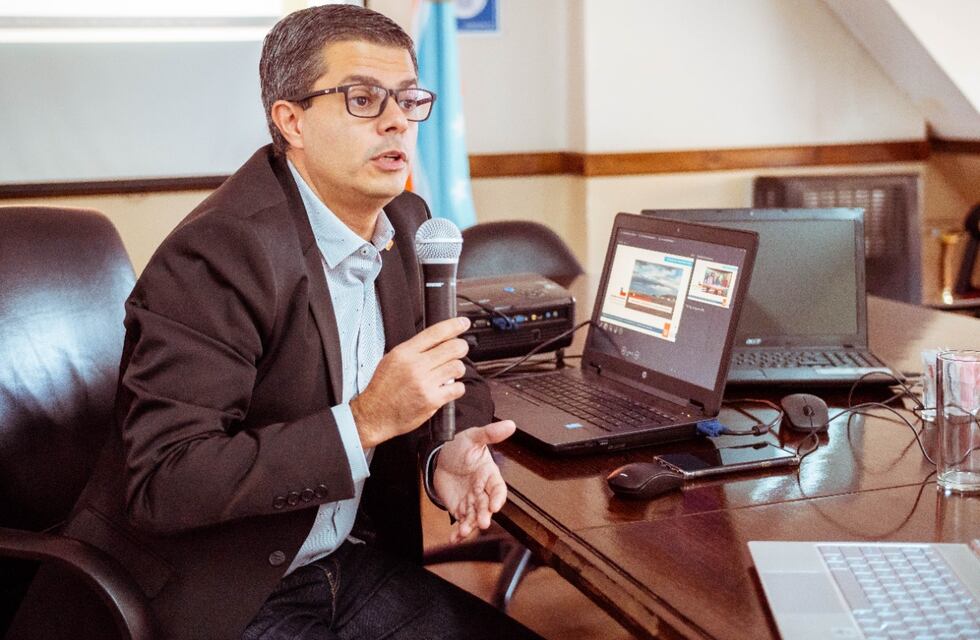 Malvinas: Dechary presentó la proyección para el 2022 y destacó la agenda prevista por los 40 años de la gesta de Malvinas