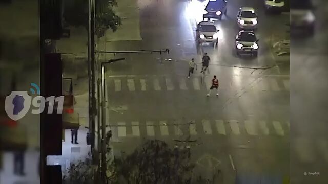 Robo piraña en pleno centro de la ciudad de Córdoba. (Captura de pantalla)