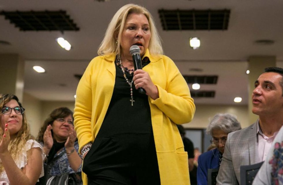 Elisa Carrió renunció a su candidatura en el Parlasur