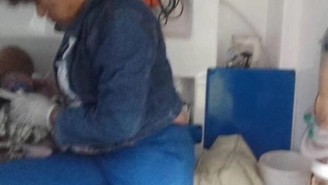 Mujer dio a luz en una ambulancia en Pozo Azul.