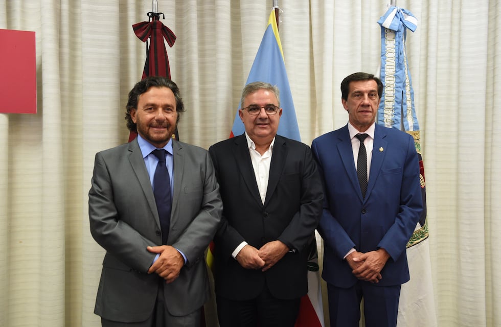 Raúl Jalil asumió la presidencia de la Mesa del Litio