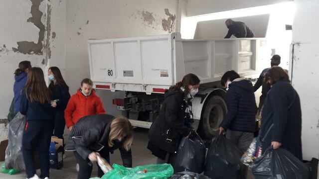 Primer envío a la Fundación "Botellas de Amor"