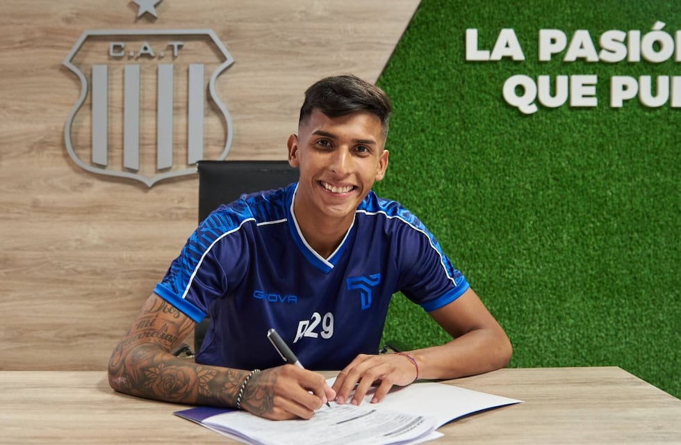 Talleres oficializó su primera incorporación