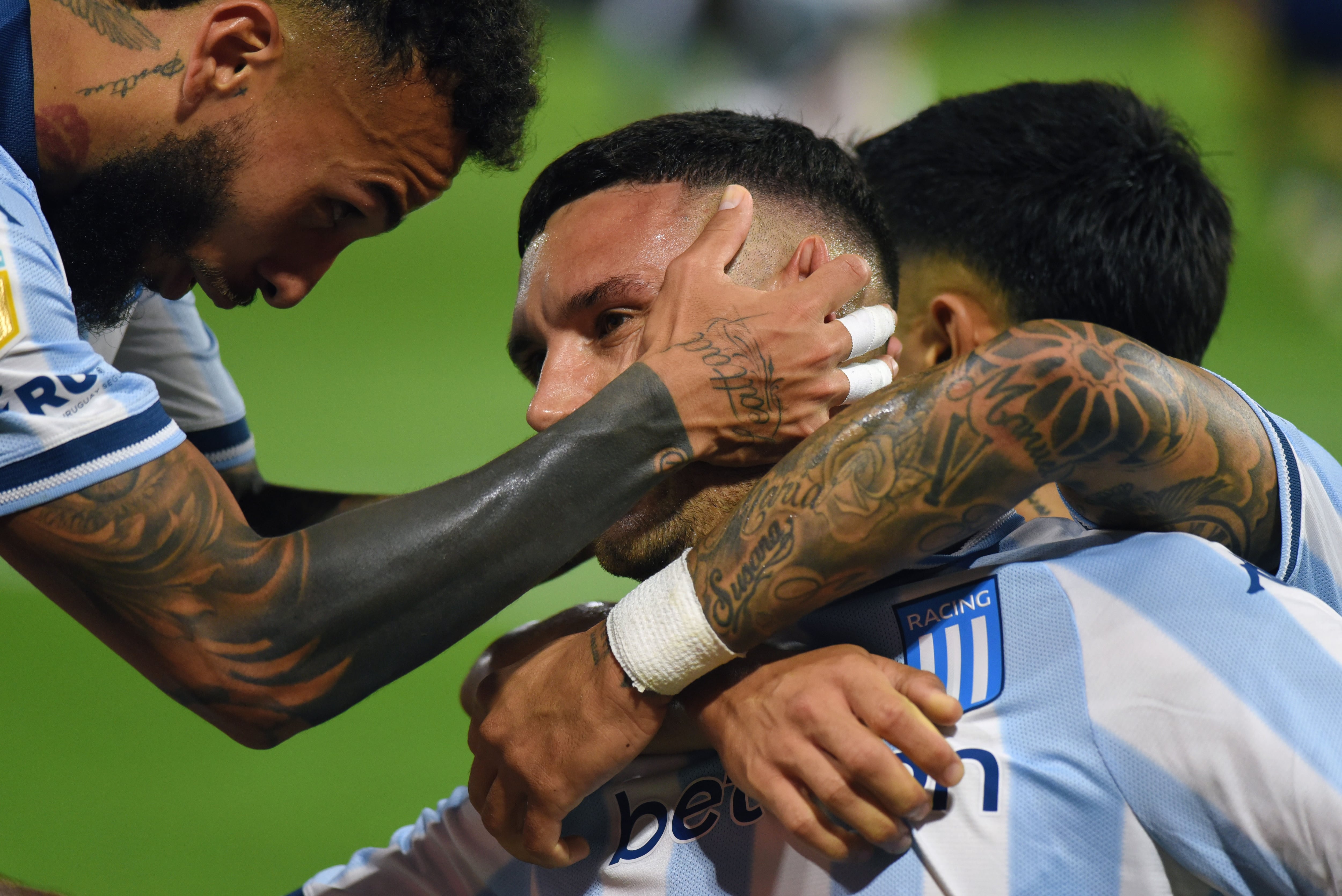 Racing le ganó a Boca en la Bombonera, con un gol de Adrián Maravilla Martínez, y se clasificó a la final del Torneo Clausura. (Fotobaires)