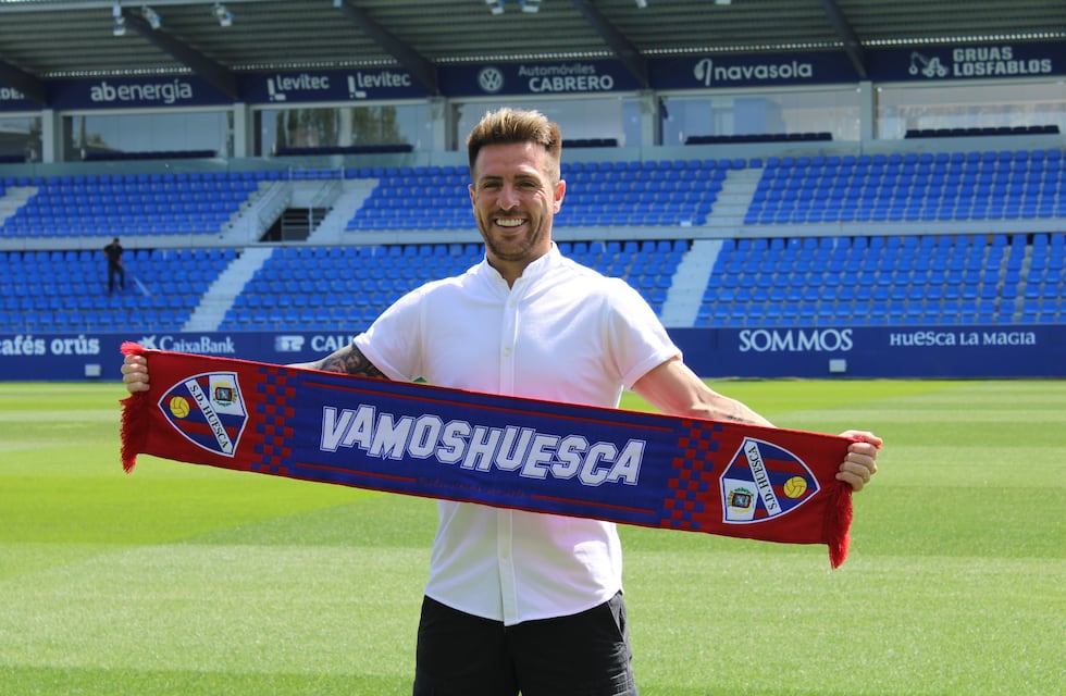 Julio Buffarini cambia de club