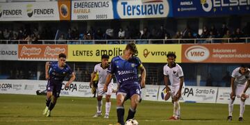 Gino Albertengo, el menor de la dinastía, goleador absoluto en la Copa Santa Fe 2022