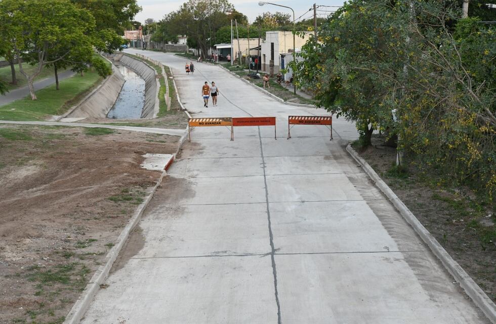 Inauguraron 800 metros de pavimento en el Villa Podio