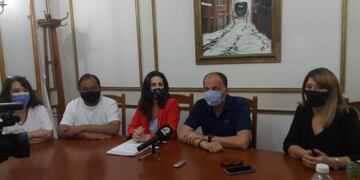 Las Directoras del BICE y ProyectAR promocionaron créditos productivos para las empresas en Tres Arroyos (foto: Diario3)