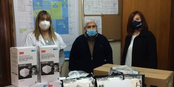 Rotary Tres Arroyos entregó donación a la Comisión Amigos Hospital Pirovano