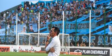Guillermo Farré y toda la preocupación por el mal comienzo de año de Belgrano (Prensa Copa Argentina)