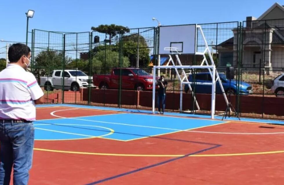 Inauguraron un playón deportivo en el barrio María Ana Mogas de San Pedro