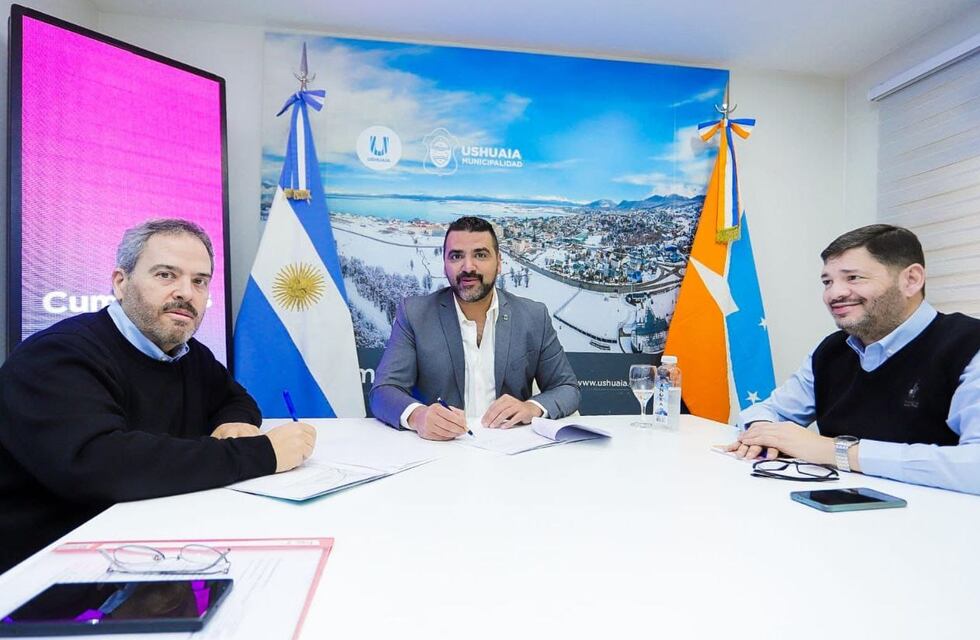 Ushuaia: firman convenio de custodia y conservación de tierras con Alarken S.A