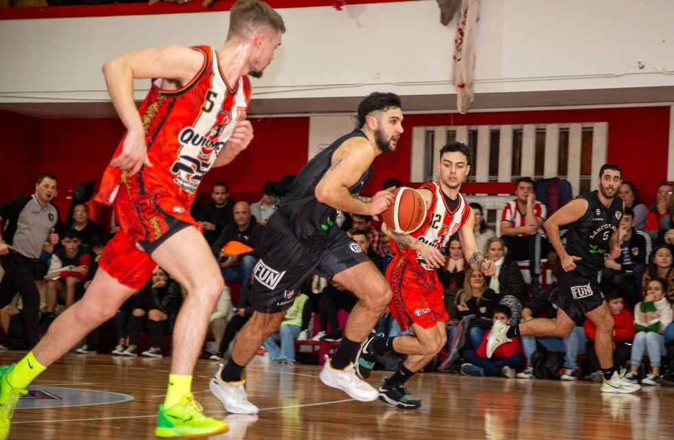 Oficial de Básquet de Tres Arroyos: Blanco y Negro finalista