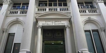El Gobierno ya emitió el 60% del monto permitido por el FMI.