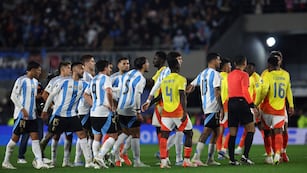 Noche caliente en el Monumental