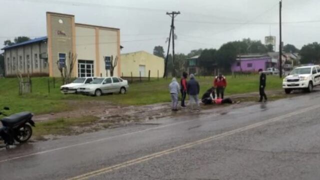 Intentó esquivar un perro y despistó sobre la cinta asfáltica.