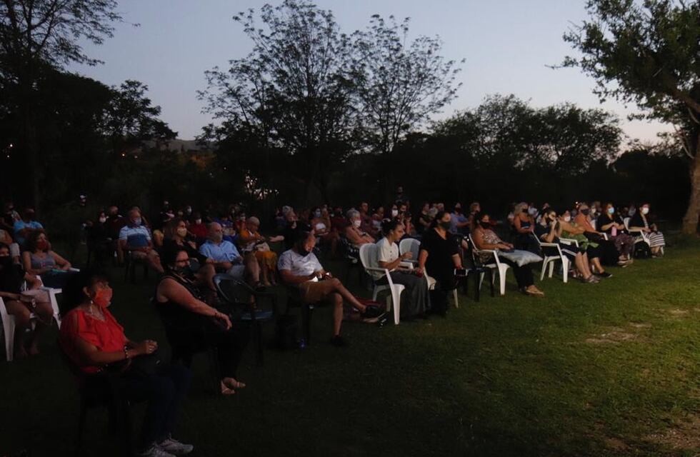 Comenzó con éxito la “Semana de la Mujer Trabajadora” en Carlos Paz