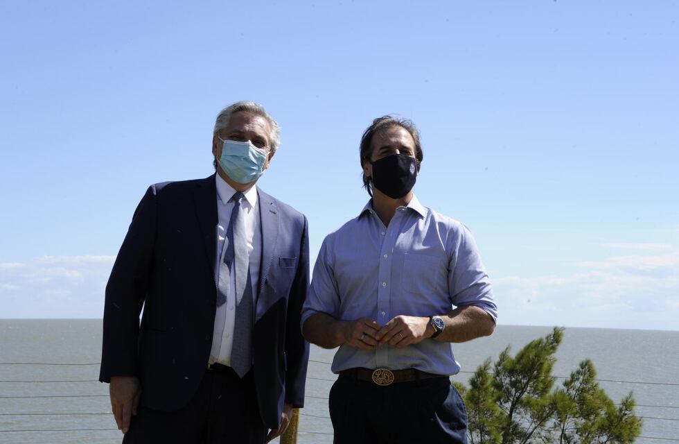 Alberto Fernández viajó a Uruguay y se reunió con Luis Lacalle Pou
