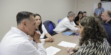 Fabián Mora, Gabriela Lafi y la ministra de Salud de Mendoza, Ana María Nadal.