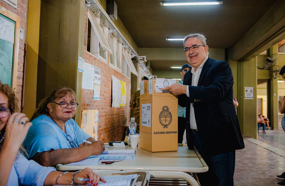 Elecciones Catamarca 2023: amplia victoria de Raúl Jalil, que aseguró su segunda gobernación