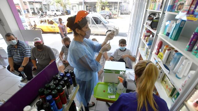 Menos de 300 casos positivos este domingo, en el final de febrero y con una marcada disminución de los contagios en Córdoba (La Voz).