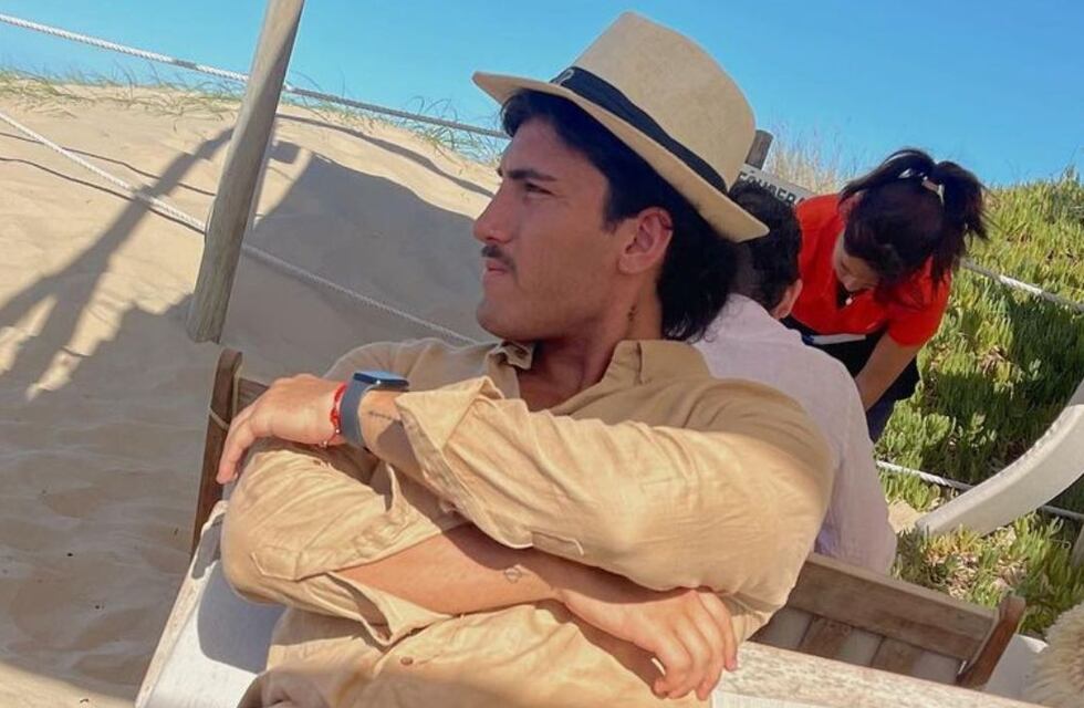 Tomás Holder tiene nueva novia y disfruta su último día en Punta del Este con ella