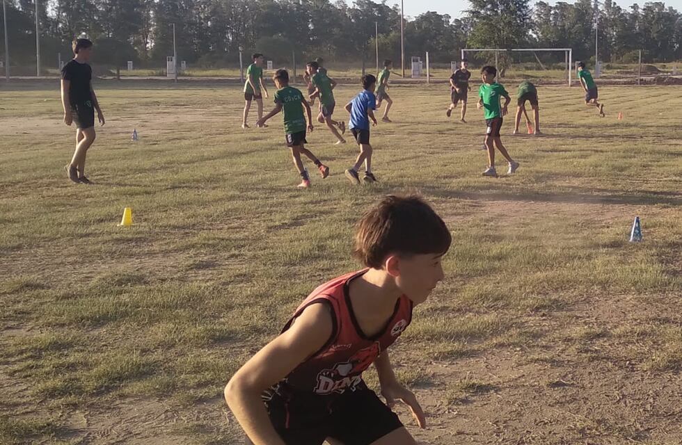 El fútbol del Deportivo y Cultural Arroyito comenzó con la pretemporada en Inferiores y Primera