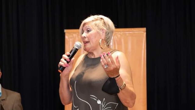 Rosa Camaño locutora de tango Arroyito