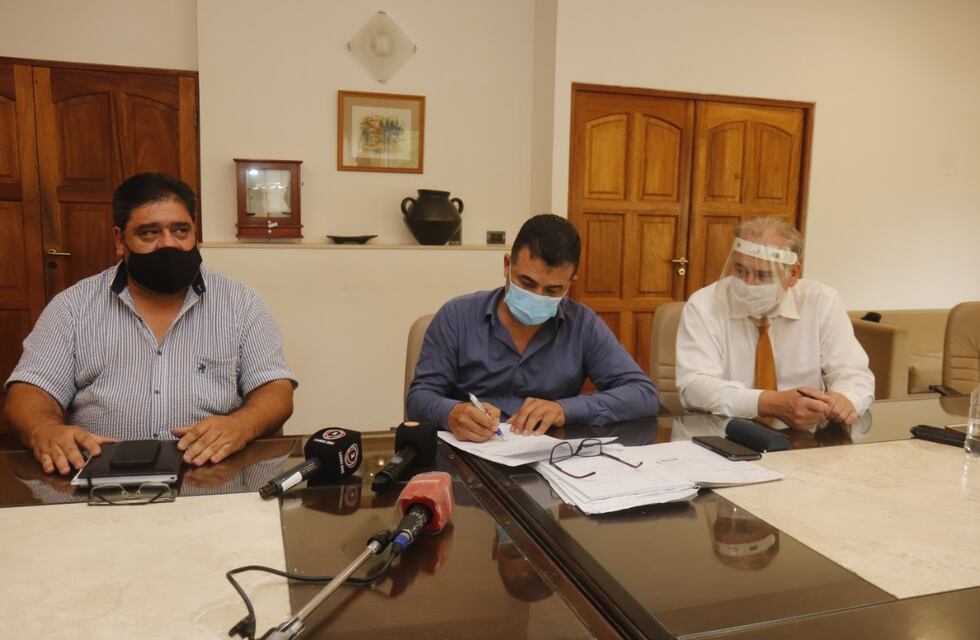 Carlos Paz: anunciaron “nuevas adecuaciones salariales” para trabajadores municipales de la salud