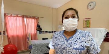 La labor de la profesional Claudia Mautana permite controlar y mejorar el embarazo y parto de madres en situaciones vulnerables.