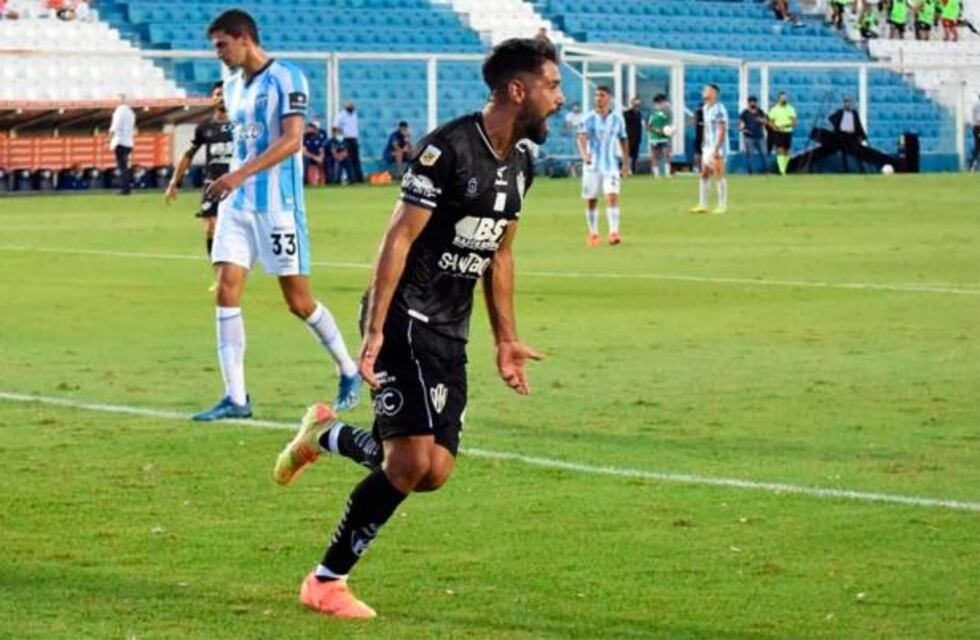 Centra Córdoba lo dio vuelta sobre la hora y derrotó 2 a 1 a Atlético Tucumán
