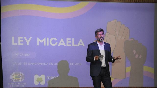 El intendente Ulpiano Suarez presentó el comienzo de las capacitaciones para la implementación implementación de la Ley Micaela en todo el ámbito municipal. Gentileza MCM