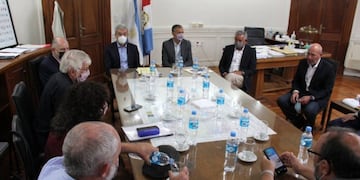 Nueva reunión paritaria de estatales santafesinos