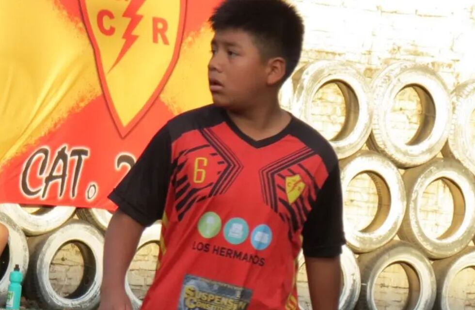 Tragedia en Merlo: un nene de 11 años murió en una cancha de fútbol y hacen una colecta para el sepelio