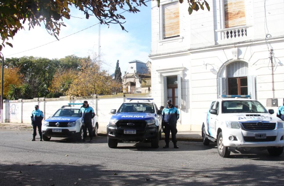 Tres Arroyos recibió tres patrulleros usados como refuerzo hasta que lleguen los 0 kilómetro