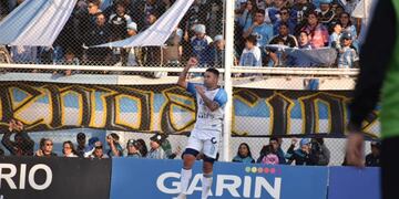 Claudio Bieler, el encargado de lograr dos veces la igualdad para Atlético de Rafaela