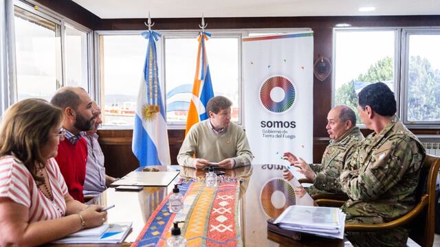 Melella se reunió con ingenieros del Ejército por obras en rutas de Tierra del Fuego