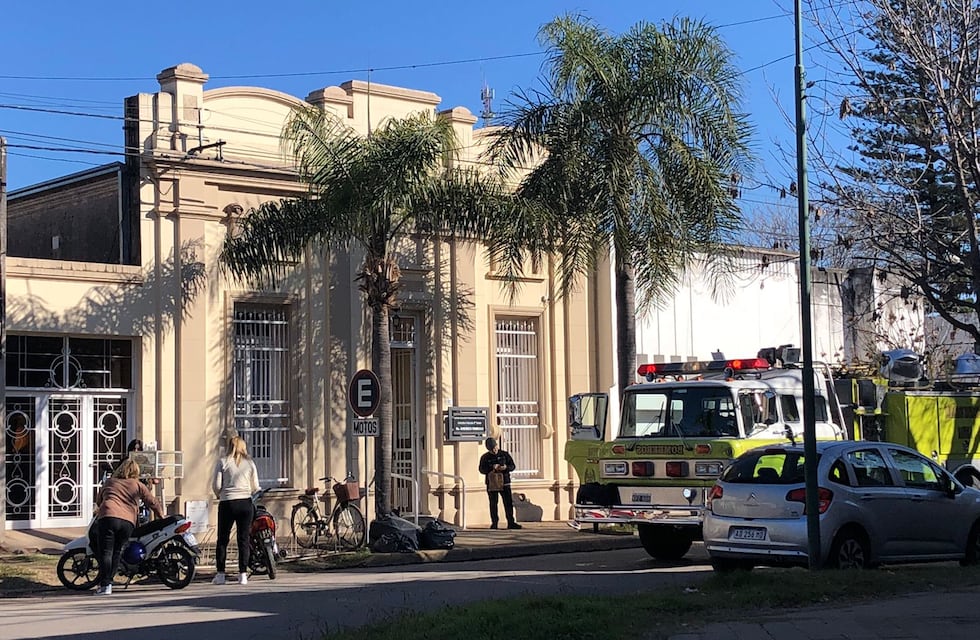 Bomberos en la “Américo Tosello”
