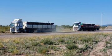 Continúa el arribo de los materiales para la construcción de gasoducto.