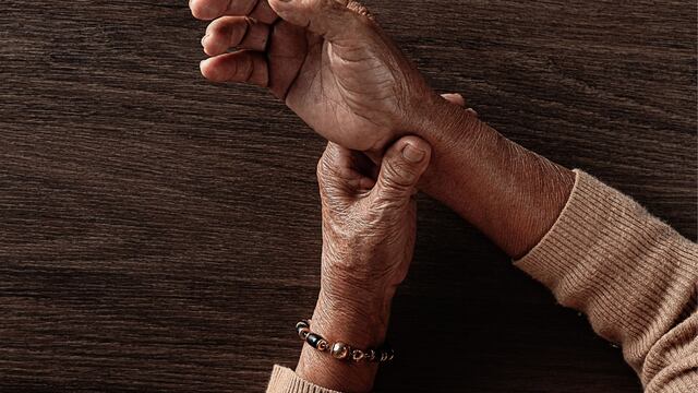 Estudio revela el posible detonante de la enfermedad de Parkinson y no es genético